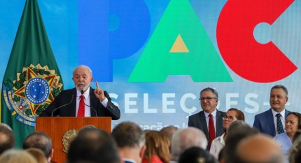 O presidente Lula durante cerimônia de divulgação dos resultados do Novo PAC Seleções