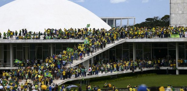 Ao todo, seis projetos de lei que tratam da anistia aos envolvidos no 8 de janeiro estão tramitando conjuntamente na CCJ da Câmara