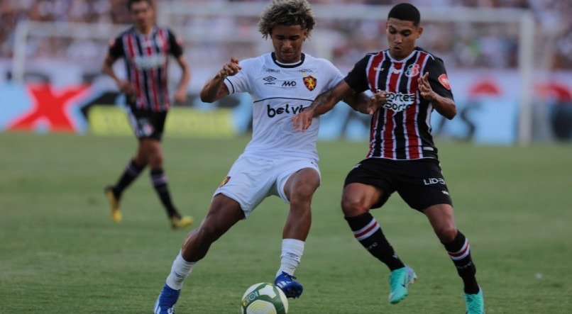 Santa Cruz x Sport, pela primeira partida da semifinal do Pernambucano