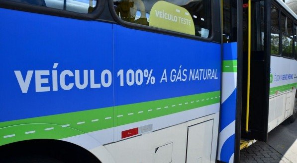 &Ocirc;nibus movido a G&aacute;s Natural Veicular (GNC) est&aacute; em teste na RMR. Agora, a opera&ccedil;&atilde;o est&aacute; sendo realizada na  linha 2060 - TI Tancredo Neves/TI Macaxeira, da concession&aacute;ria Mobibrasil
