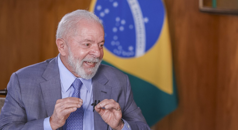Presidente da República, Luiz Inácio Lula da Silva, durante entrevista concedida ao jornalista César Filho, no Palácio do Planalto