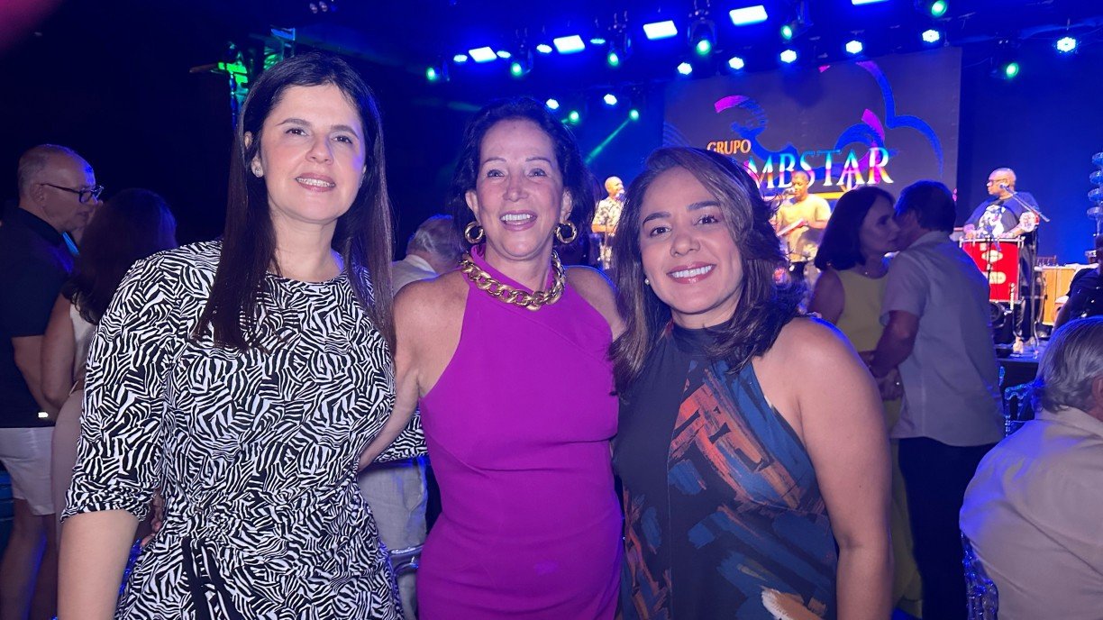 Érika Ferraz, Marília Fragoso e Edgene Lins, em show no Mirante do Paço Sheila Wanderley/Divulgação