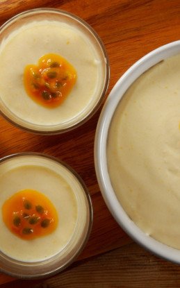 Mousse de maracujá fácil e prático em 15 minutos!