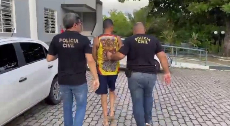 Pol&iacute;cia Civil de Pernambuco prende investigados de envolvimento no ataque de organizada do Sport a &ocirc;nibus do Fortaleza