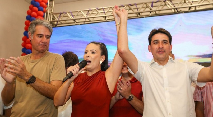 Ministro Silvio Costa Filho fez ato em apoio à reeleição de Márcia Conrado