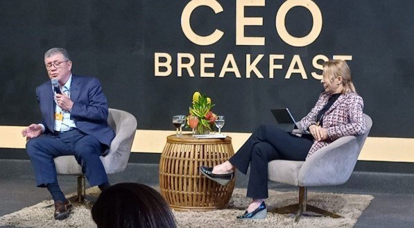 empresário Rubens Ometto, presidente do Conselho de Administração da Cosan, Raísen, Compass, Comgás e Rumo falou nesta quarta-feira (20) no CEO Breakfast do Experience Club.