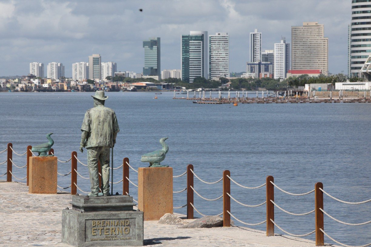 `Parque das Esculturas de Brennand `- `Museu a céu Aberto `