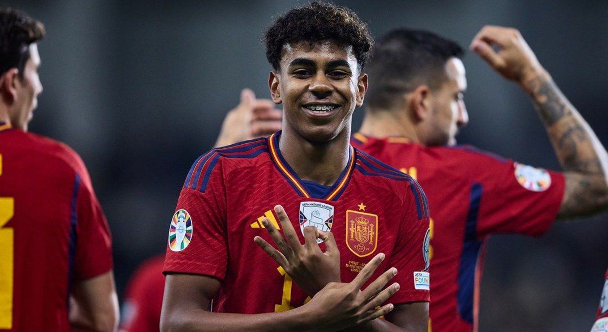 Lamine Yamal, jogador da Espanha