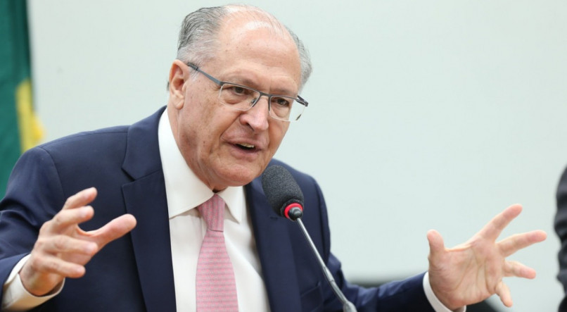Geraldo Alckmin demonstrou apoio a Haddad, ap&oacute;s ele sofrer um rev&eacute;s do presidente do Senado, Rodrigo Pacheco

