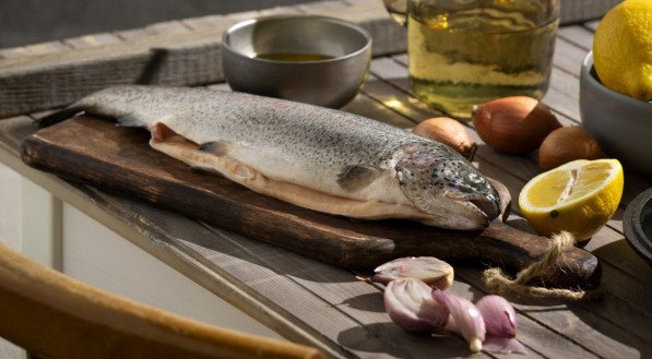 Descubra o que fazer em caso de engasgo com espinha de peixe no almo&ccedil;o de P&aacute;scoa