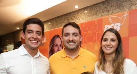 Luís Romero ao lado do deputado Romero Albuquerque e da vereadora Andreza Romero
