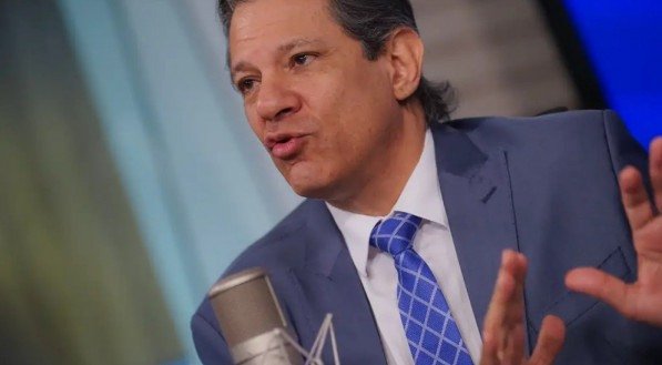 Haddad "inconformado" com a decisão de Pacheco (PSD-MG) de "fatiar" a medida provisória do governo e "devolver" ao Planalto o trecho que reonera a folha de pagamentos dos municípios