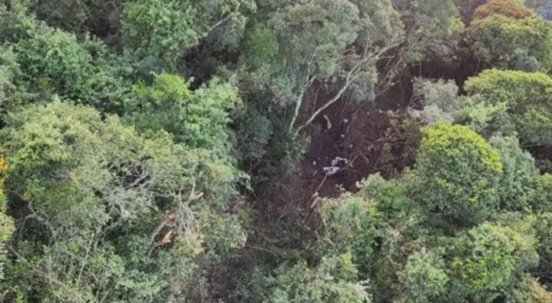 O avião bimotor  sobrevoava a Serra do Japi antes de perder o contato e desaparecer