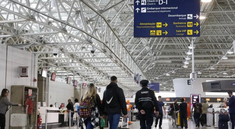 Carga desembarcou no aeroporto de um voo proveniente de Manaus
