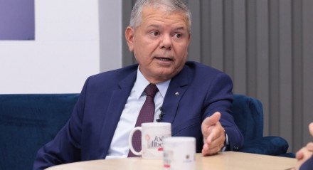 PROGRAMA JOÃO ALBERTO NA JORNAL, ENTREVISTA O PRESIDENTE DO TJPE, RICARDO PAES BARRETO