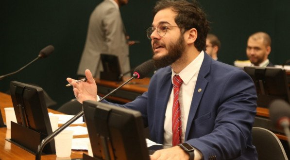 O deputado federal T&uacute;lio Gad&ecirc;lha lan&ccedil;ou sua pr&eacute;-candidatura a prefeitura do Recife pela Rede Sustentabilidade 
