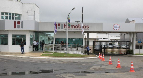 Hemobr&aacute;s abre concurso com sal&aacute;rios de at&eacute; R$ 8.912,52