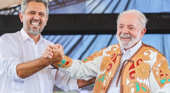 No Ceará, Lula diz que Transnordestina será concluída