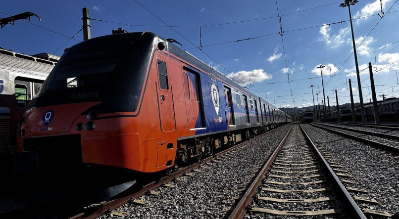 A previsão é de que 230 metroviários sejam desligados nos próximos dias, através do Plano de Demissão Voluntária (PDV) instituído pelo Metrô BH. As informações são do Sindicato dos Metroviários de Minas Gerais (Sindimetro-MG), que denunciou que o PDV começou a ser colocado em prática na quinta-feira (4/4)