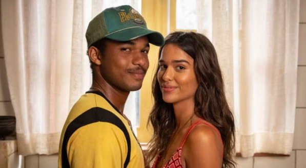 João Pedro (Juan Paiva) e Mariana (Theresa Fonseca) em 'Renascer'