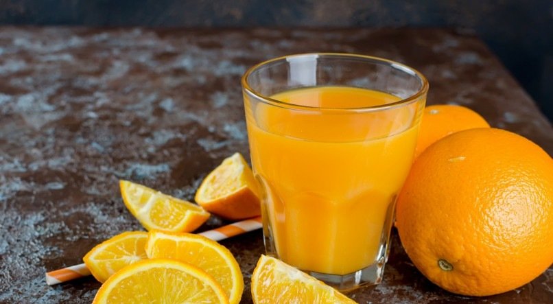 Suco de laranja.