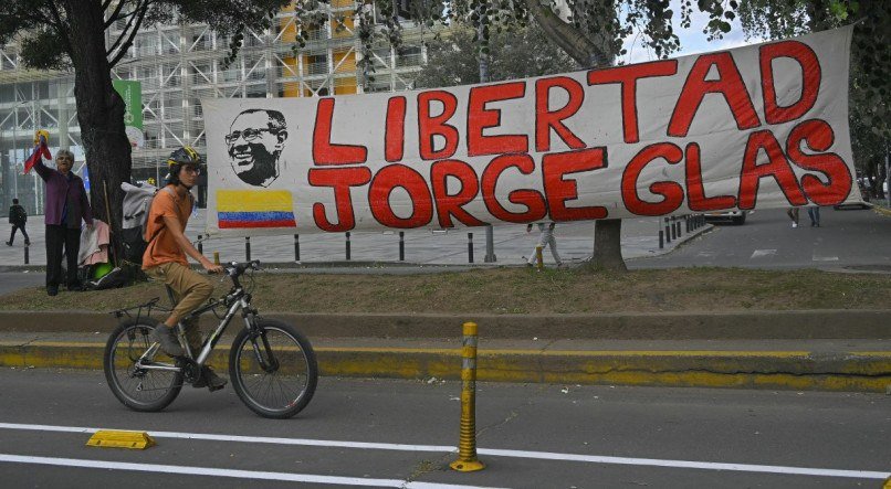 Ex-vice-presidente do Equador, Jorge Glas, lançou um pedido de ajuda aos líderes de Brasil, Colômbia e México, após ser preso no último dia 5, quando a polícia invadiu a embaixada mexicana em Quito