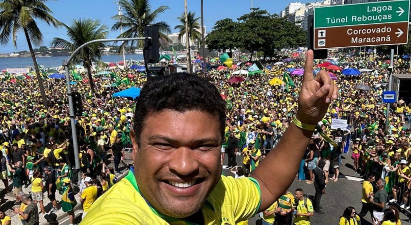 Joel da Harpa, no comício de Bolsonaro em Copacabana