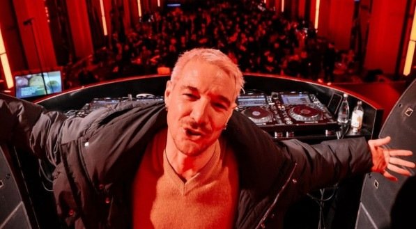 Diplo já fez parceria com cantoras como Dua Lipa e Anitta.