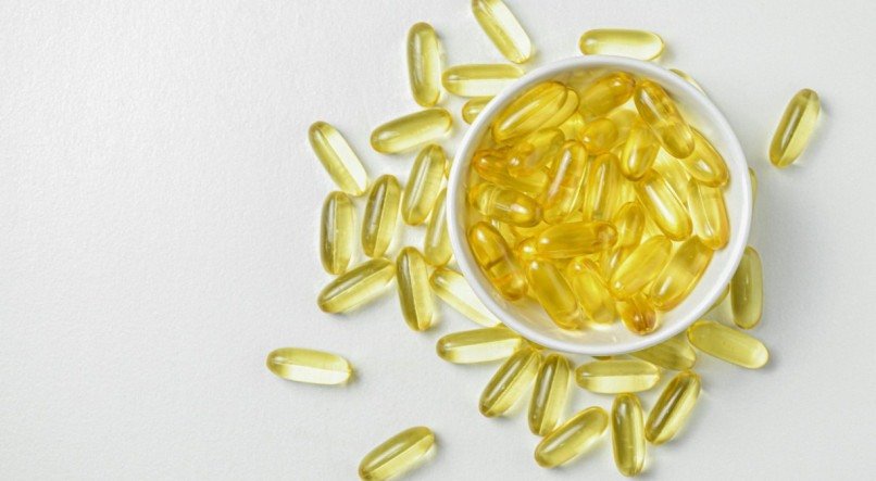 Imagem ilustrativa de pílulas de vitaminas