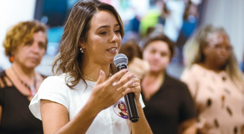Michelle Santos, pré-candidata da Federação PSOL-Rede à Prefeitura de Caruaru