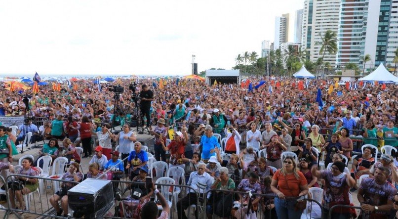 VII Evangelizar É Preciso Recife, na Praia do Pina