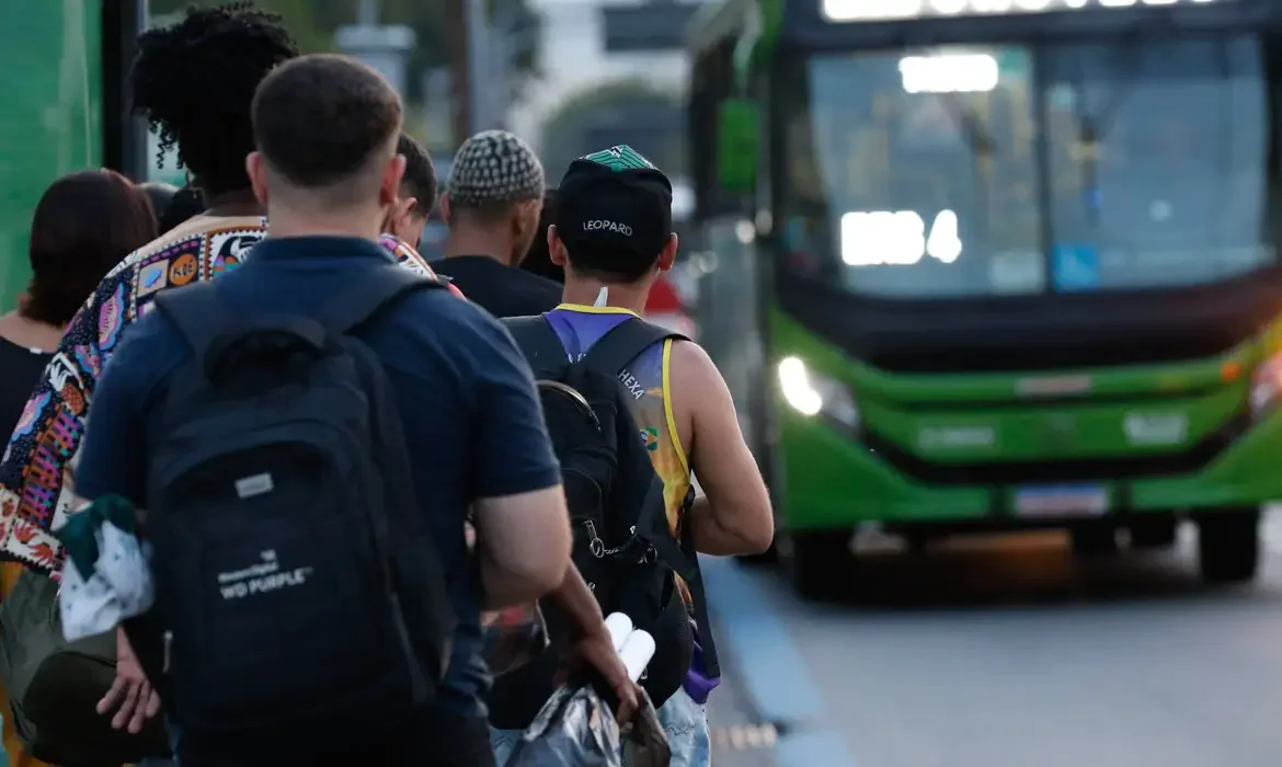 Em grandes cidades, deslocamento é drama diário para trabalhador