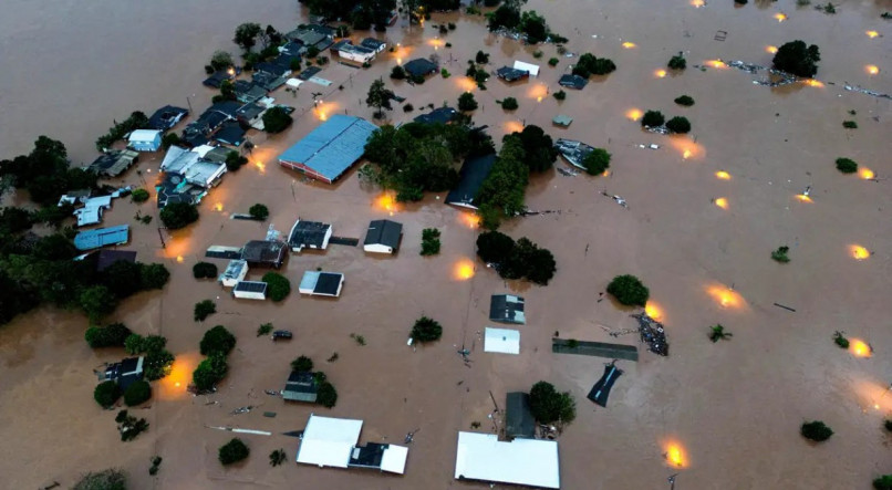 Imagens das fortes chuvas que deixaram estragos severos no Sul do País