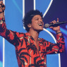 Bruno Mars retorna ao Brasil ainda em 2024