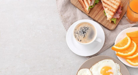Aprenda como fazer opções de café da manhã fitness