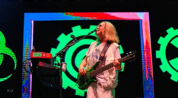 Humberto Gessinger cantou clássicos dos tempos do Engenheiros do Hawaii