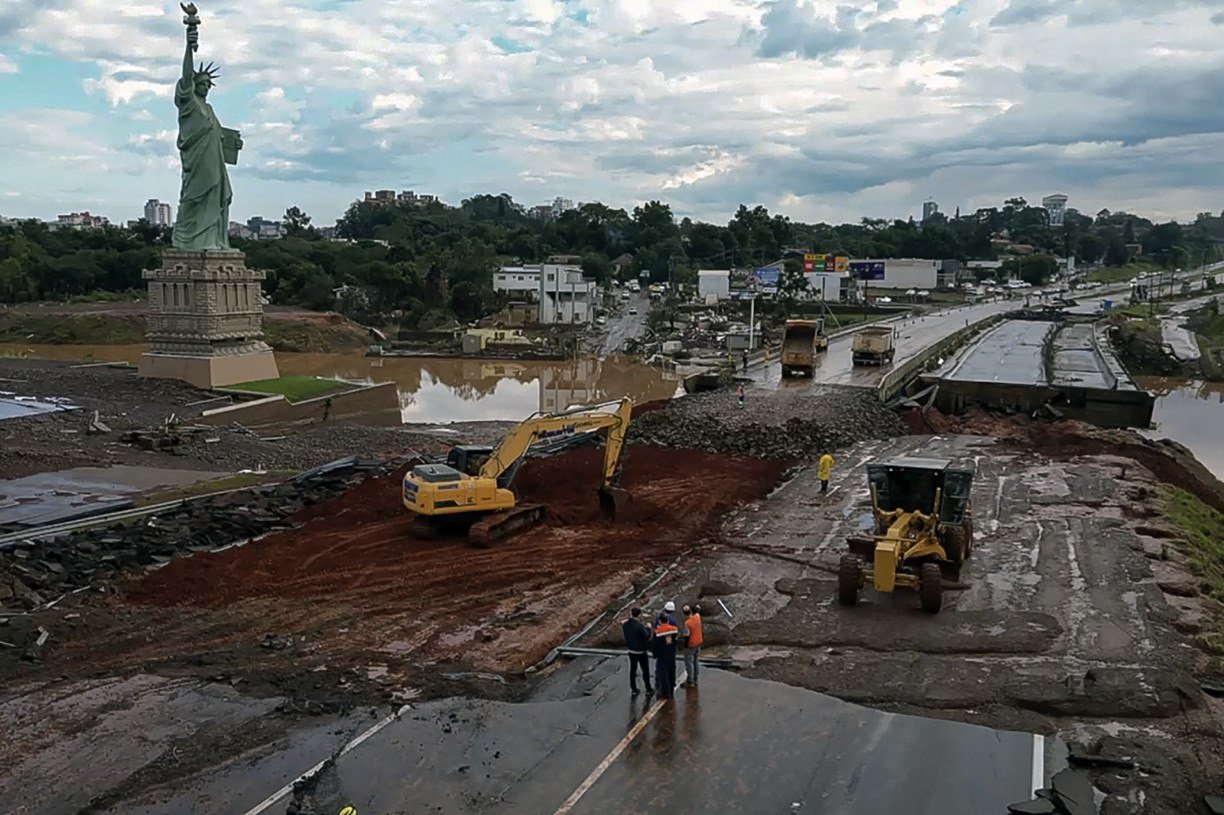 Rio Grande do Sul vive calamidade após ser atingido por forte chuvas
