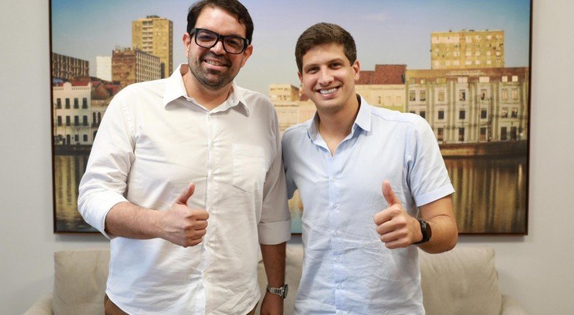 Gabriel Cavalcante e o prefeito João Campos