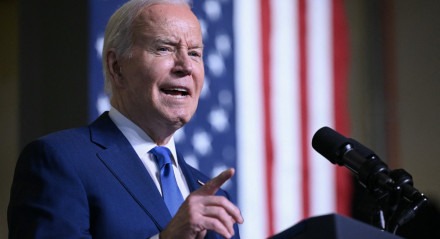  Presidente dos EUA, Joe Biden, alertou nesta quarta-feira (8) que deixará de fornecer a Israel "projéteis de artilharia" e outras armas se uma grande ofensiva for lançada contra a cidade palestina de Rafah