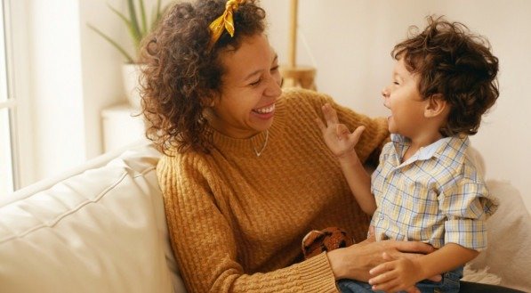 Dia das Mães 2025: mensagens de amor para homenagear sua mãe