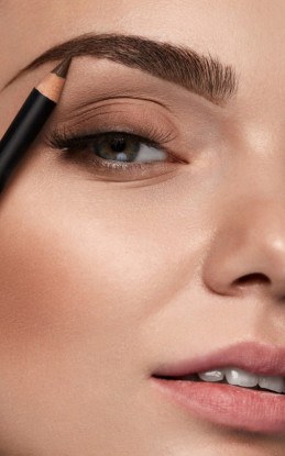 Maquiagem para iniciantes: Aprenda o básico para um look perfeito