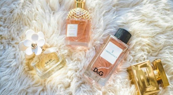 Perfumes femininos