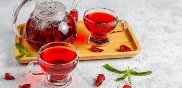 How to drink hibiscus tea to lose weight?  See tips and recipe