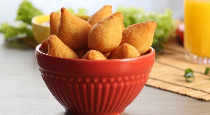 Imagem ilustrativa de deliciosas coxinhas!