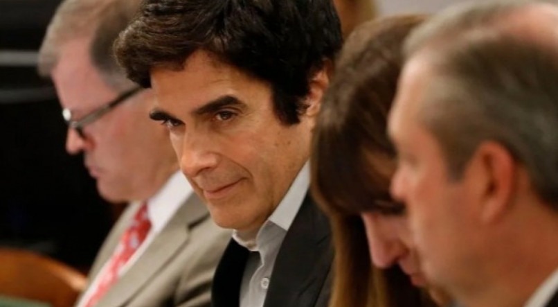 Mágico americano David Copperfield foi acusado de conduta sexual inapropriada por 16 mulheres