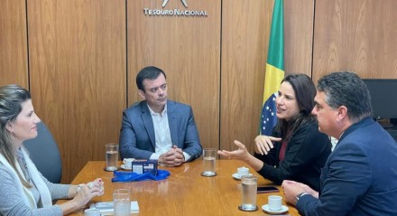 A governadora Raquel Lyra se reuniu esta semana, em Brasília, com o secretário do Tesouro Nacional, Rogério Ceron.
