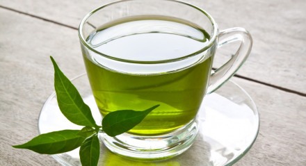 Chá de hortelã é indicado para sintomas de ansiedade. 