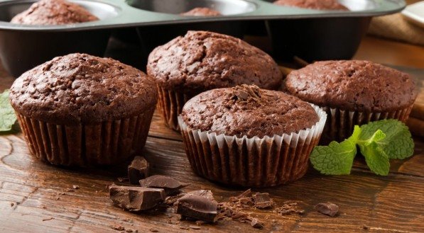 Muffin de banana com chocolate
