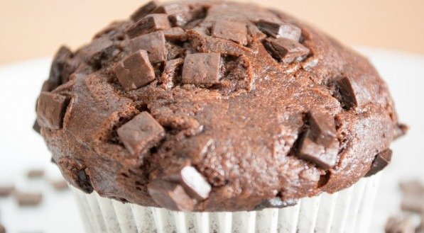 Muffin de banana com chocolate 