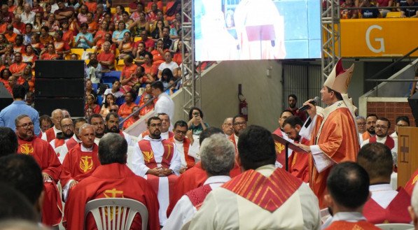 Arcebispo apela por paz durante Pentecostes no Recife: 'País não suporta mais violência'
